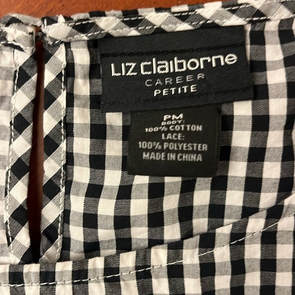 Liz Claiborne Women’s Black & White Gingham Blouse with White Lace Sleeves PM - Picture 3 of 8